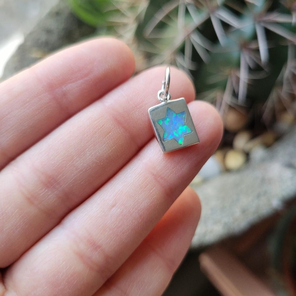New Handmade Dainty Solid 925 Sterling Silver Star of David Blue Tiny Charm - Picture 5 of 7